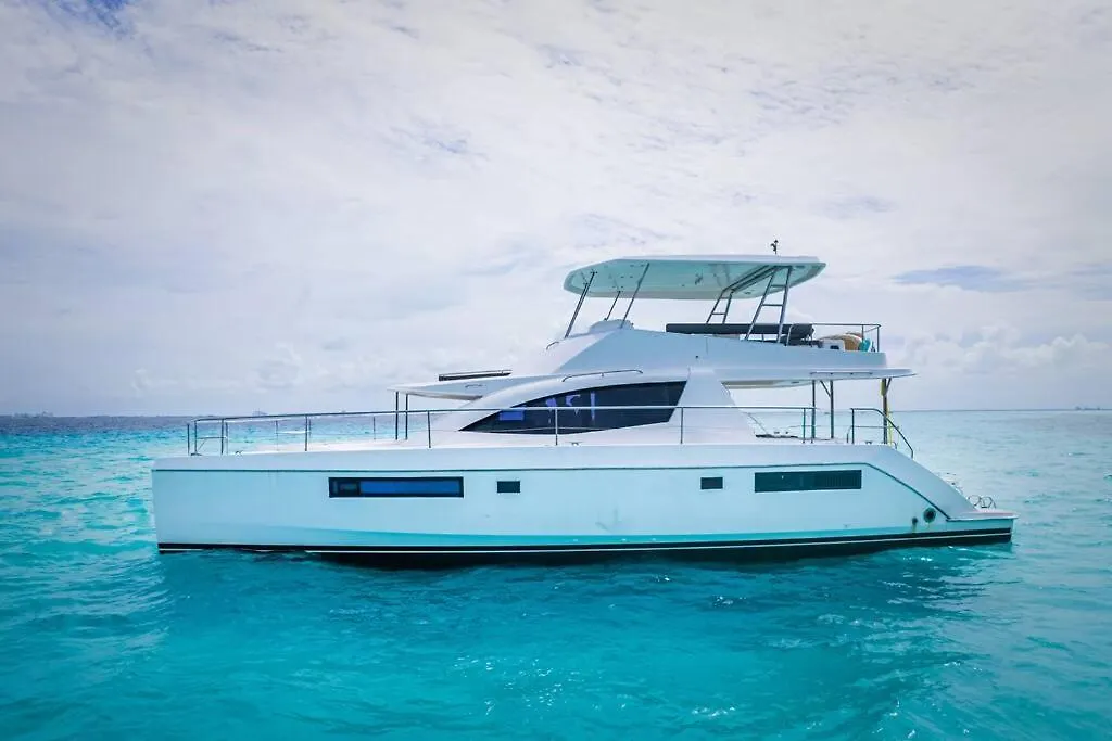 All Inclusive Luxury Yacht With Private Island Cancun 0*,  Mexico